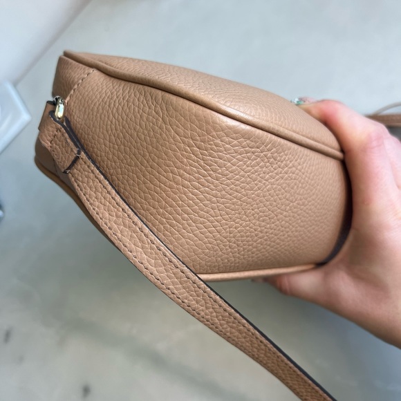 *SOLD* Gucci Soho Disco Bag Camelia - Picture 7 of 16